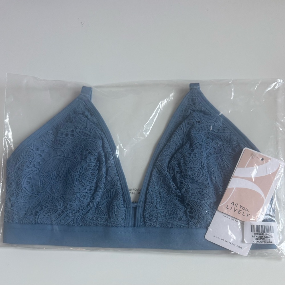 Lively Blue Lace Bralette - Soft Wireless Support